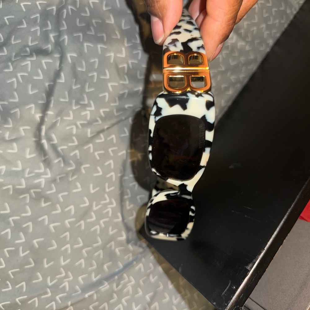 Balenciaga Dynasty Sunglasses Black and White